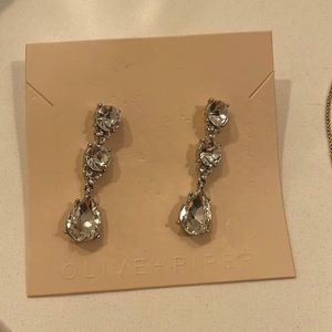 Olive and piper earrings wedding bridal bride NWT